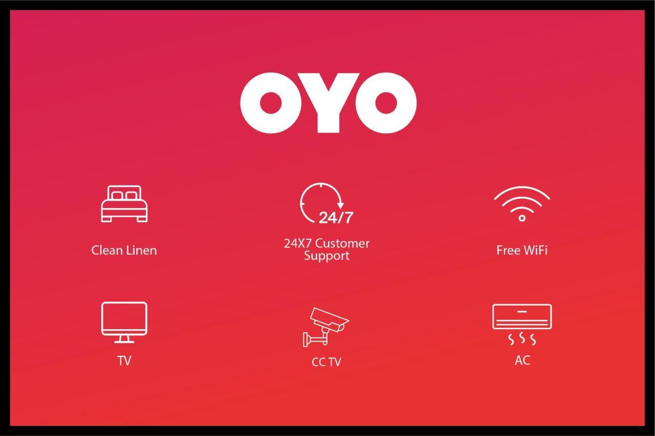 Oyo 15741 Z Inn Phursungi Extérieur photo